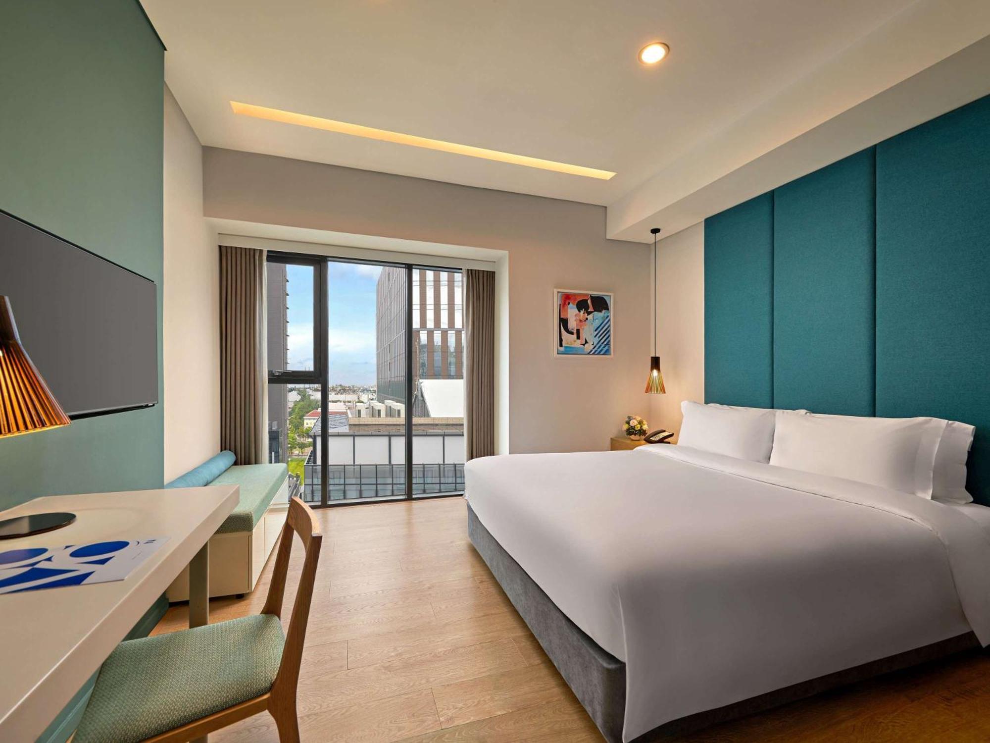 Novotel Living Saigon South Ho Chi Minh City Exterior photo