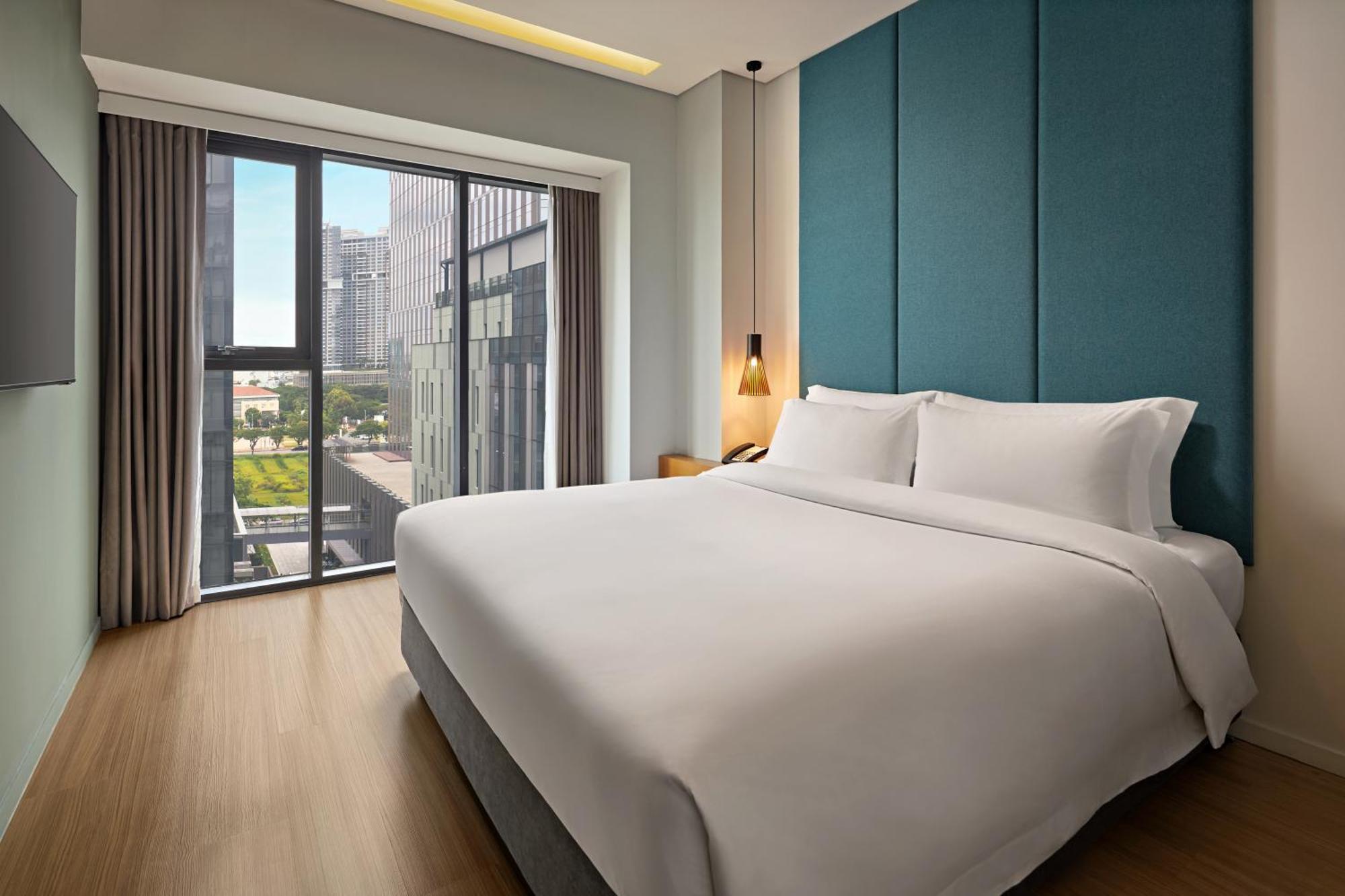 Novotel Living Saigon South Ho Chi Minh City Exterior photo