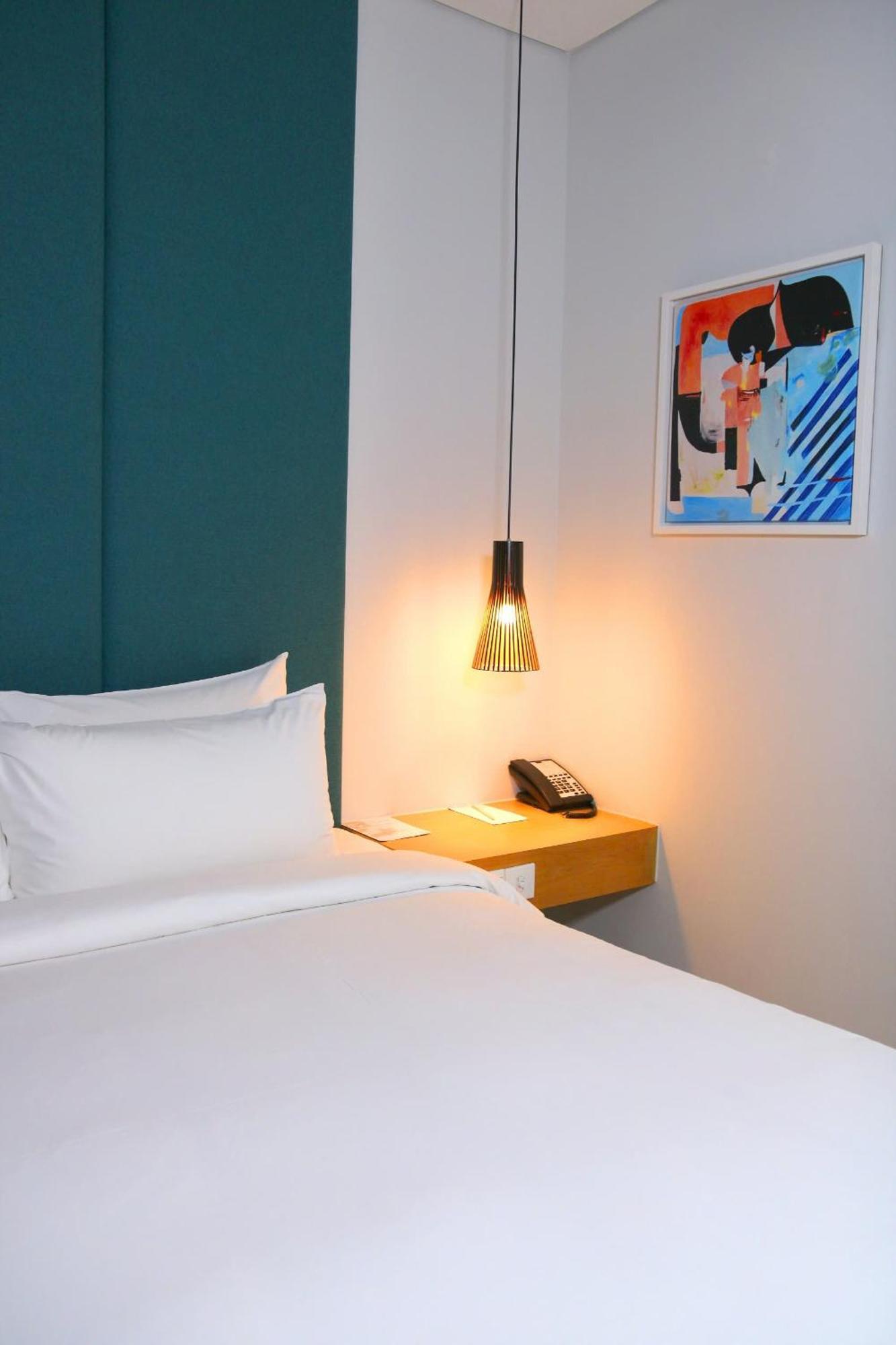 Novotel Living Saigon South Ho Chi Minh City Exterior photo