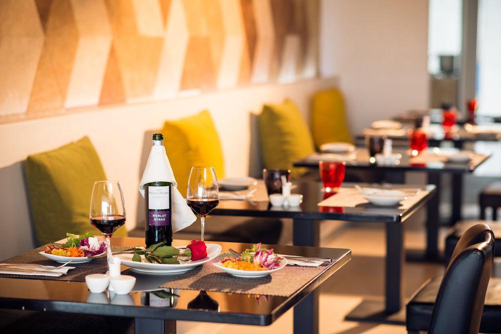 Novotel Living Saigon South Ho Chi Minh City Exterior photo